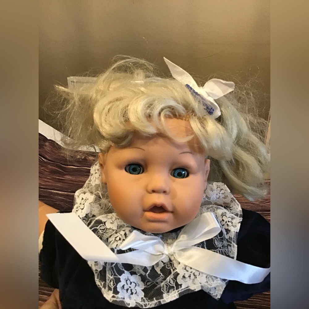 Lissi doll blonde hair, blue eyes 22” sleeping eyes
